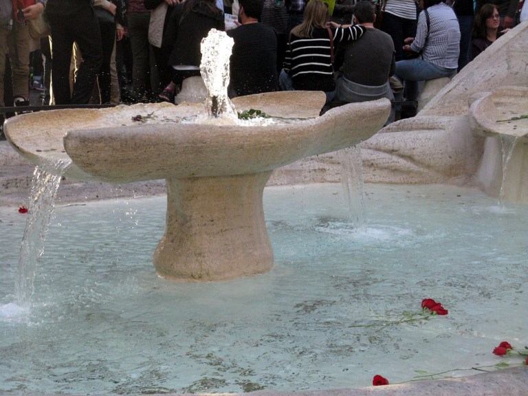 Fontana della Barcaccia and roses