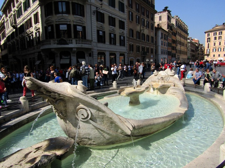 Fontana Barcaccia sized