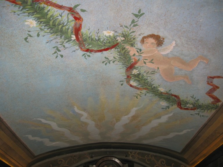 Archway ceiling detail
