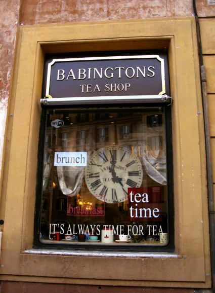 Babingtons famous teashop at Piazza di Spagna
