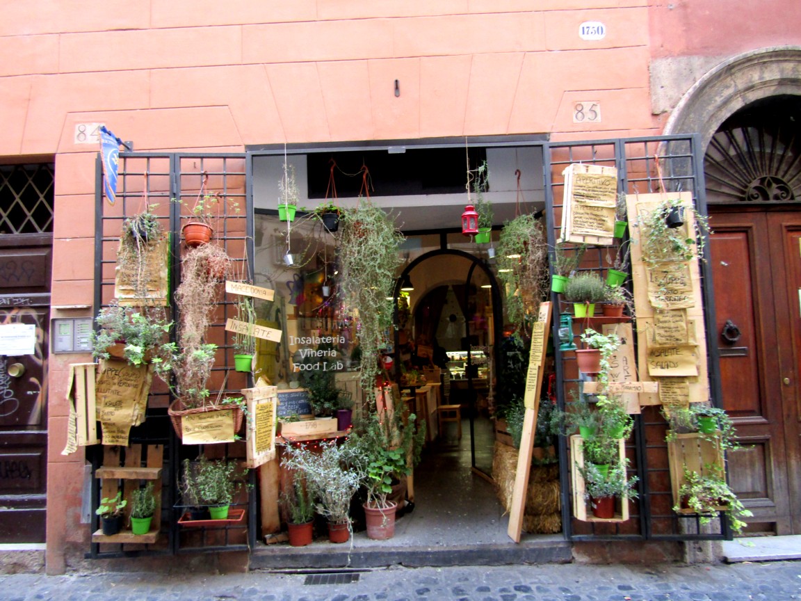 Insalateria, Vineria, Food Lab